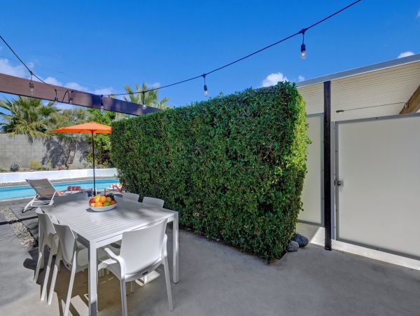 Palm Springs Home 991733
