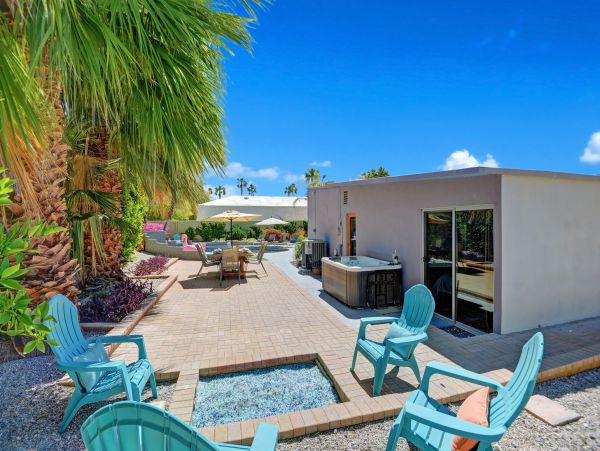 Palm Springs Home 991734
