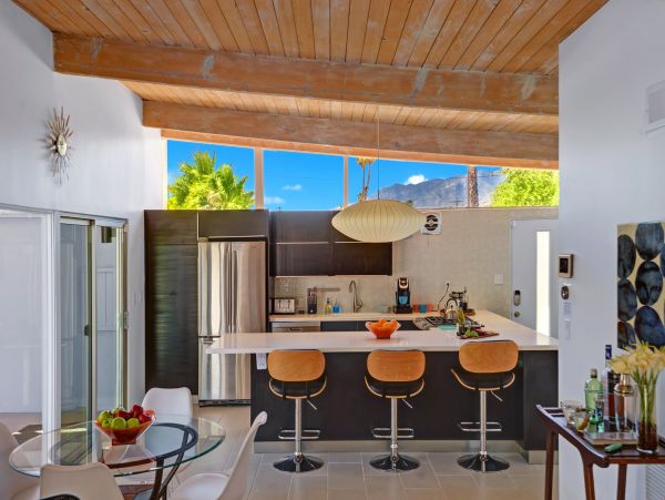 Palm Springs Home 991734