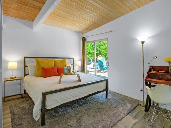 Palm Springs Home 991734
