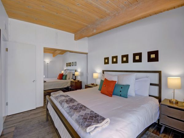 Palm Springs Home 991734