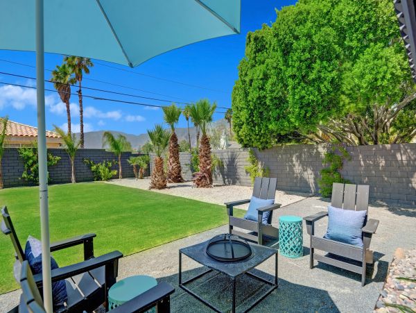 Palm Springs Home 991735
