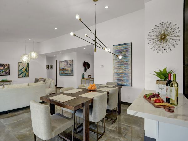 Palm Springs Home 991735