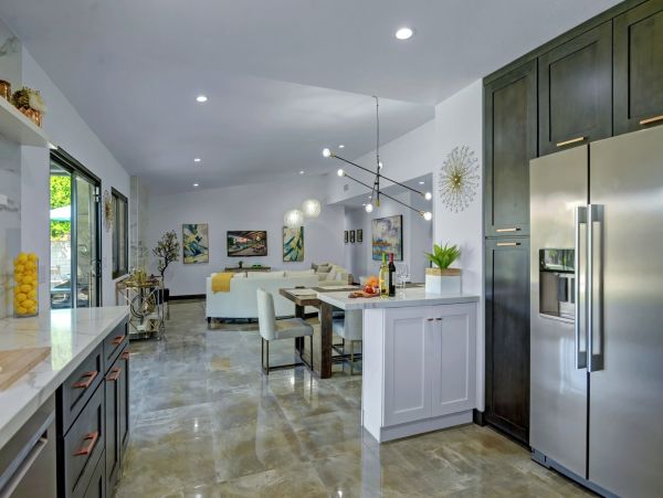 Palm Springs Home 991735