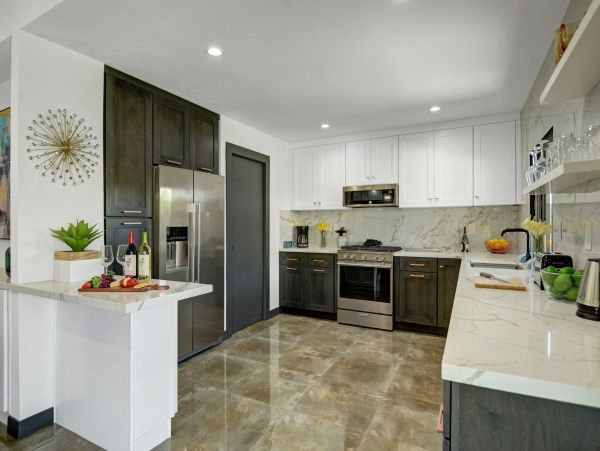 Palm Springs Home 991735
