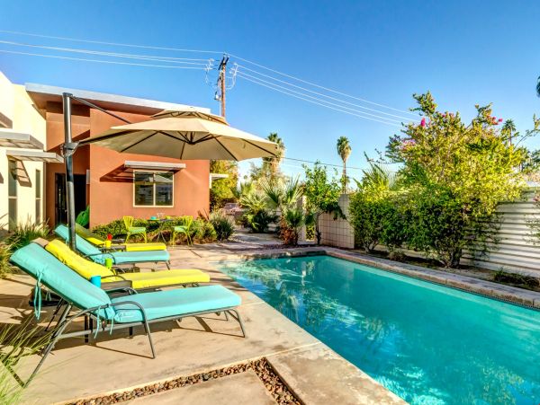Palm Springs Home 991737