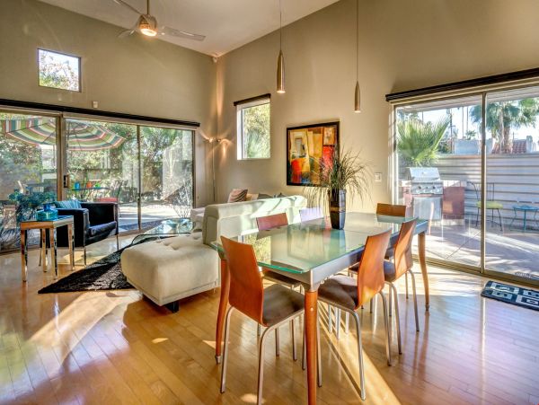 Palm Springs Home 991737