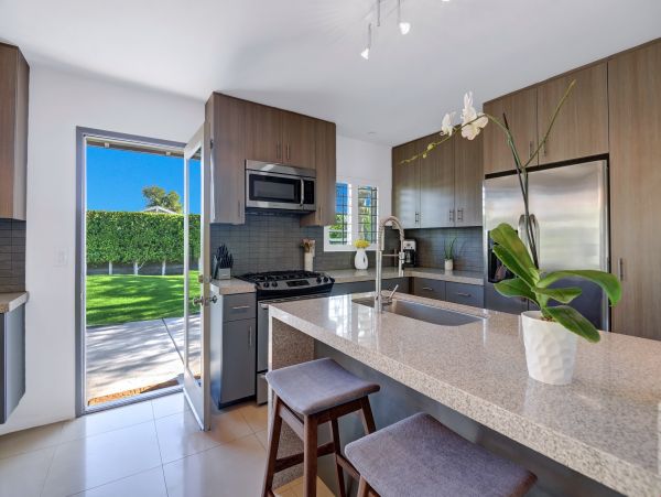 Palm Springs Home 991738