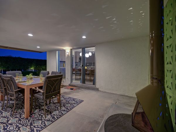 Palm Springs Home 991738