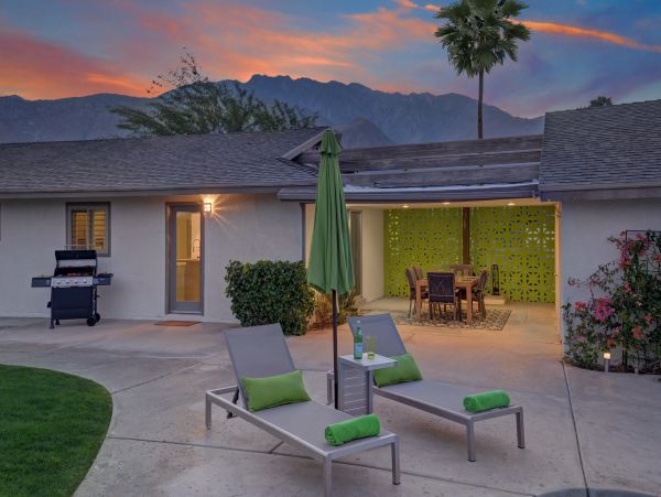 Palm Springs Home 991738