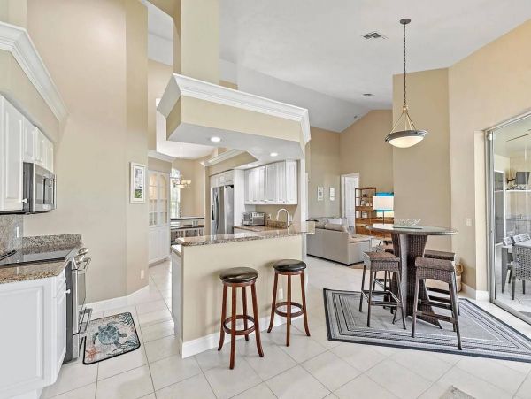 Marco Island Vacation Home With Private Pool Sleeps 6 Guests