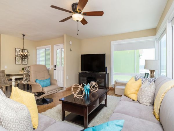 San Diego Rental with 2 Separate Units & Ocean Views Sleeps
