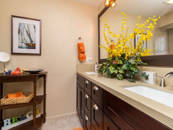 San Diego Rental with 2 Separate Units & Ocean Views Sleeps