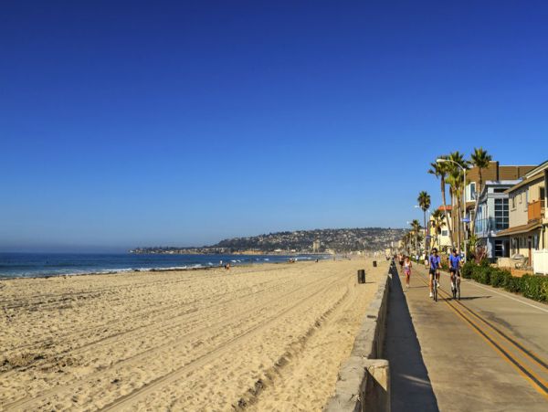 San Diego Rental with 2 Separate Units & Ocean Views Sleeps