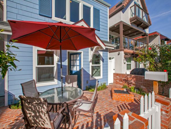 Walk to Beach Vacation Home Three Bedrooms in Mission Beach