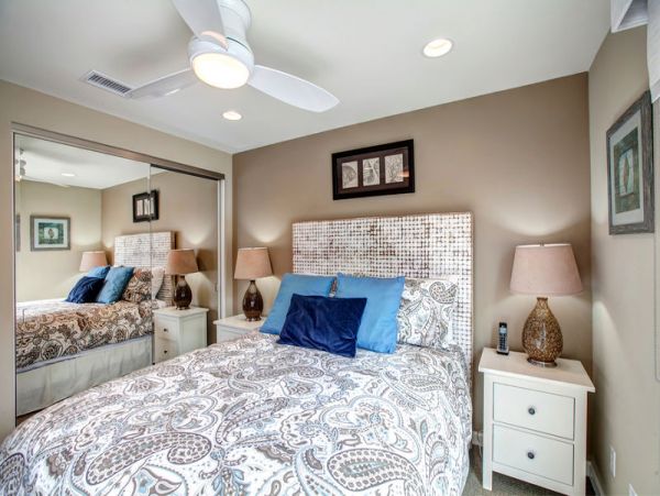 4 Bedroom Vacation Home in Mission Beach Steps from Beach