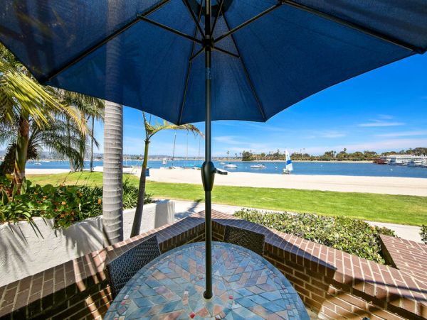Bayfront Beach Rental with 3 Bedrooms