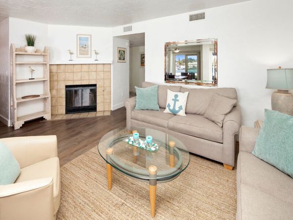 Bayfront Beach Rental with 3 Bedrooms
