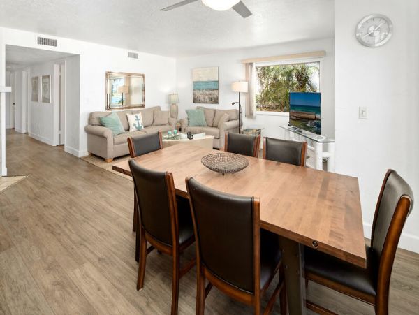Bayfront Beach Rental with 3 Bedrooms