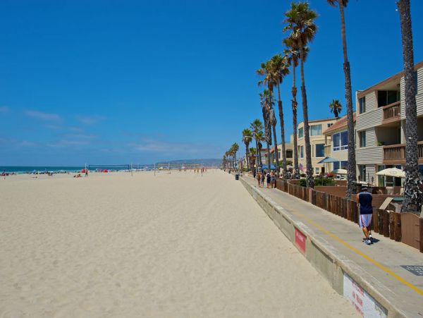 Bayfront Beach Rental with 3 Bedrooms