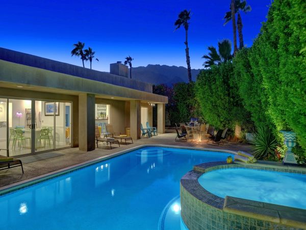 Palm Springs Home 991764