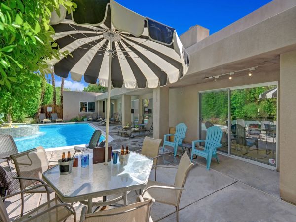 Palm Springs Home 991764