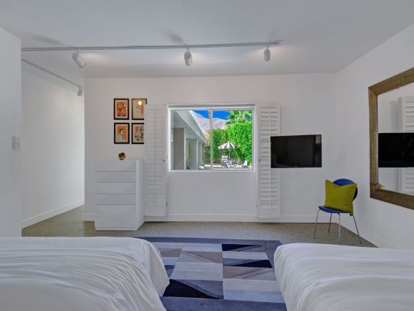 Palm Springs Home 991764