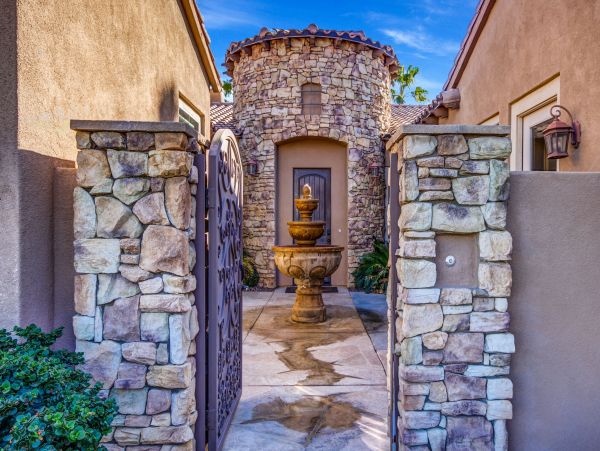 Palm Springs Home 991766