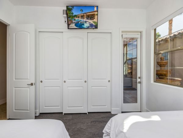 Palm Springs Home 991766