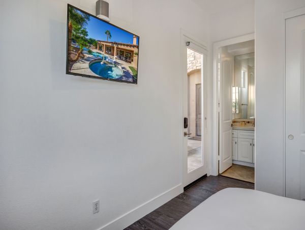 Palm Springs Home 991766