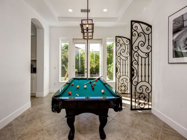 Palm Springs Home 991766