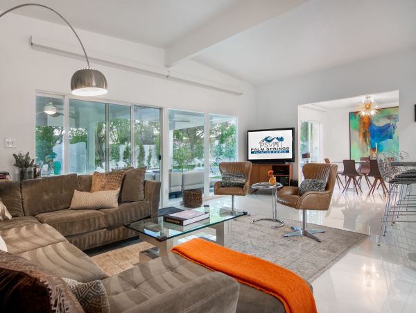 Palm Springs Home 991767