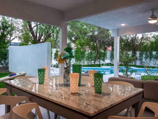 Palm Springs Home 991767