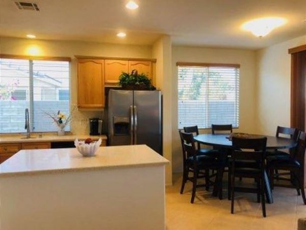 Palm Springs Home 991770