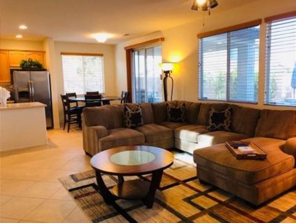 Palm Springs Home 991770
