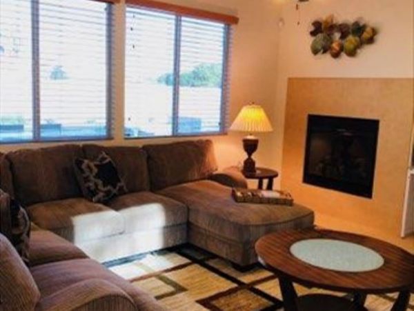Palm Springs Home 991770