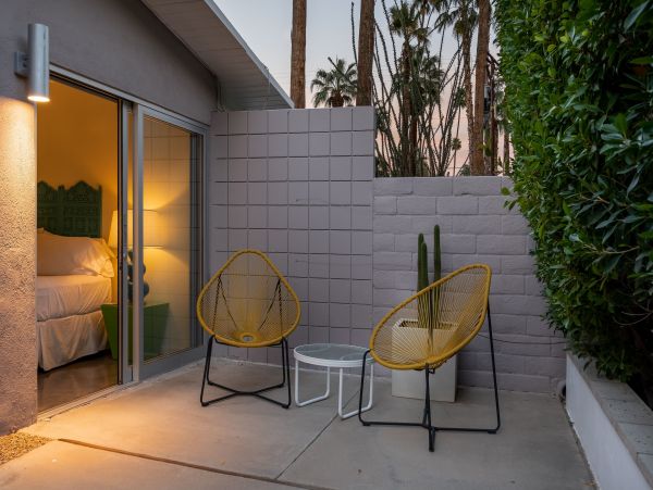 Palm Springs Home 991771