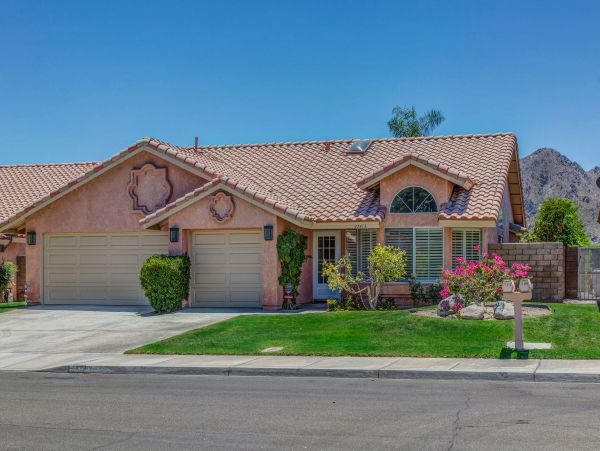 Palm Springs Home 991772