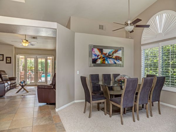 Palm Springs Home 991772