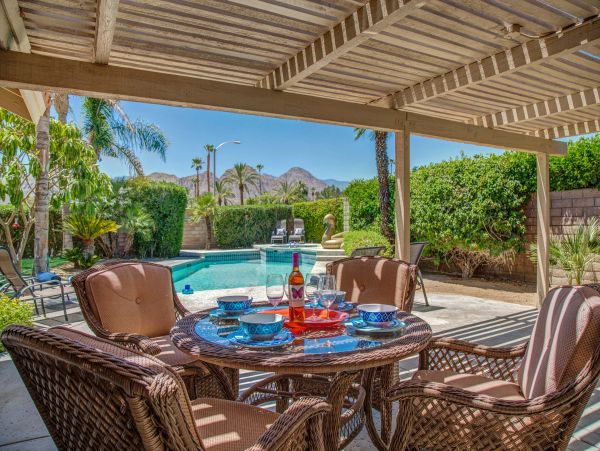 Palm Springs Home 991772