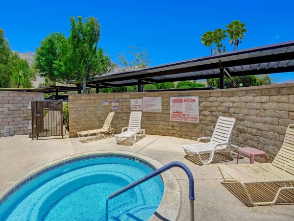 Palm Springs Condo 991774