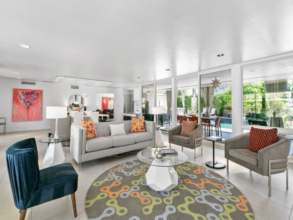 Palm Springs Home 991777