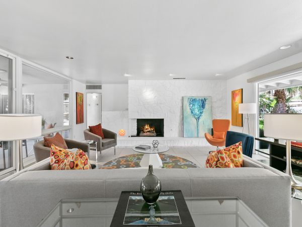Palm Springs Home 991777