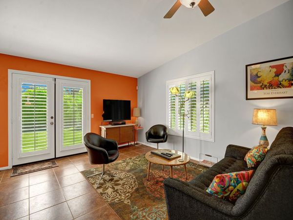 Palm Springs Home 991778