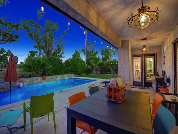 Palm Springs Home 991778