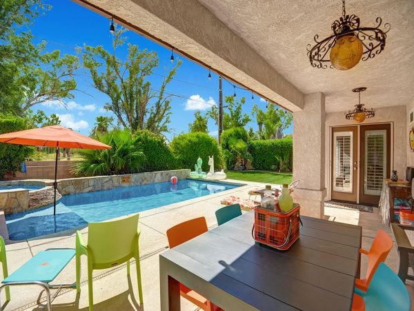 Palm Springs Home 991778