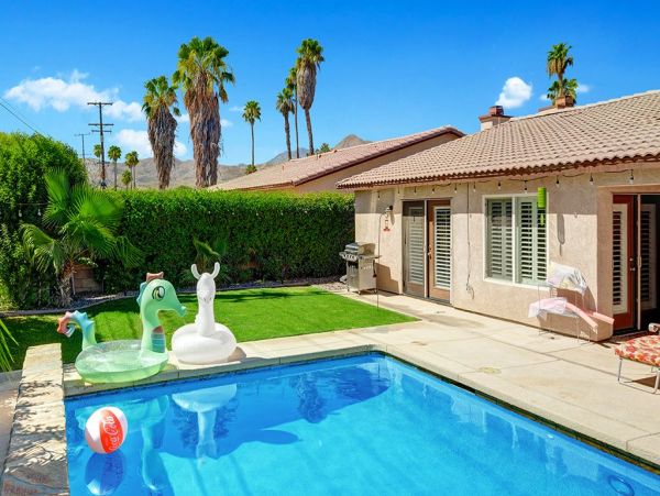 Palm Springs Home 991778