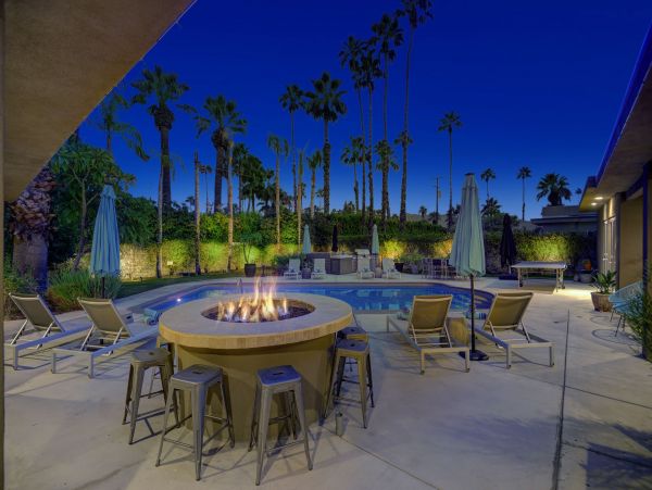 Palm Springs Home 991779