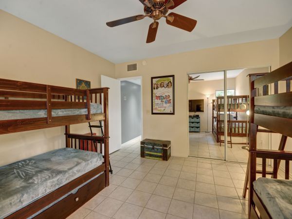 Palm Springs Home 991779