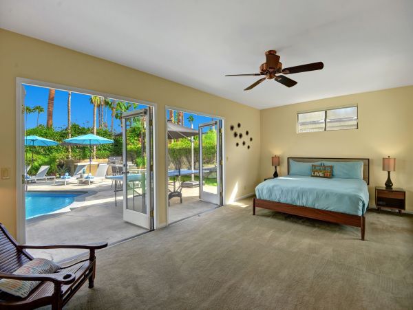 Palm Springs Home 991779